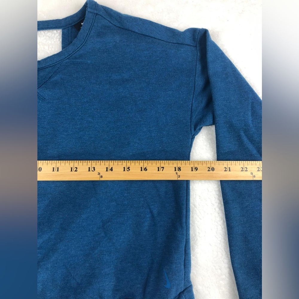Nike Dri-Fit Sweater Long Sleeve Open Back Knit Casual Yoga Size Small - Picture 8 of 11